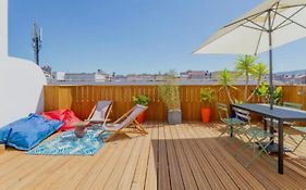 Studio ** Rooftop ** Lulli
